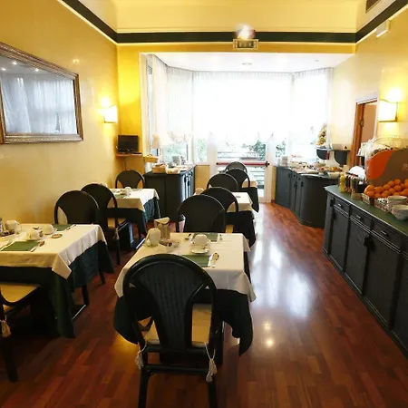 Estense Ξενοδοχείο