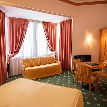 Hotell Estense Modena