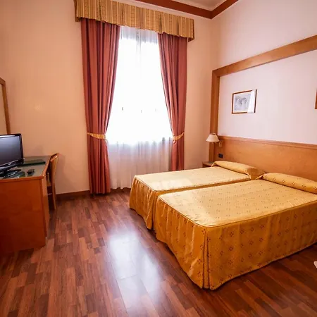 Estense Ξενοδοχείο 3*