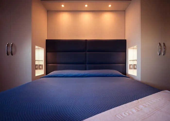 에스텐세 호텔 3*